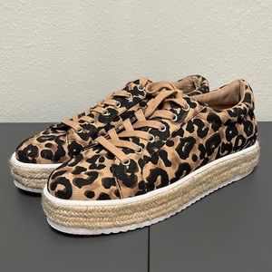Steve Madden Billie leopard espadrille platform 9M US women’s, great condition